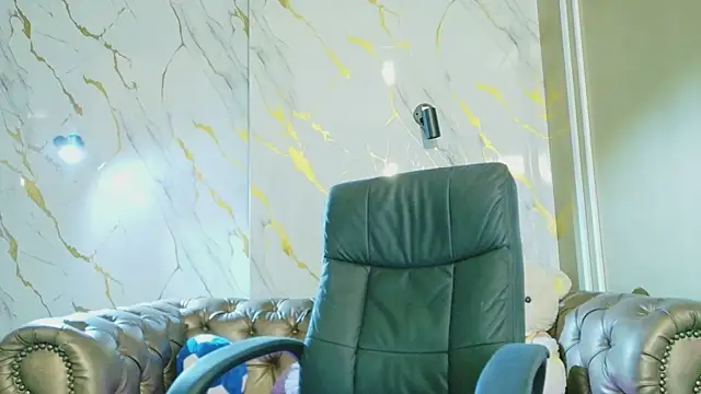 Cloe16  online show from January 12, 2026, 3:45 am