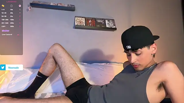 noxnude online show from June 4, 2026, 10:27 pm