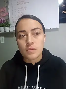 Snapshot of Susan_Owens chatting on December 14, 2025, 9:36 am Susan Owens online show from December 14, 2025, 9:36 am