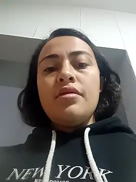 Snapshot of Susan_Owens chatting on December 15, 2025, 9:24 am Susan Owens online show from December 15, 2025, 9:24 am