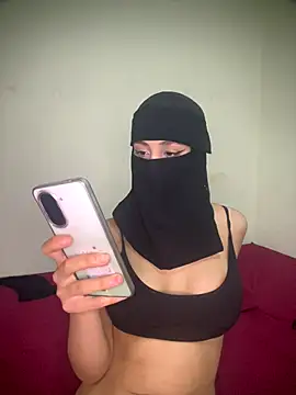 Snapshot of arabayla chatting on December 18, 2025, 2:28 am arabayla online show from December 18, 2025, 2:28 am