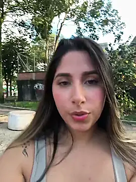 Catalina ramos online show from April 17, 2026, 10:35 pm