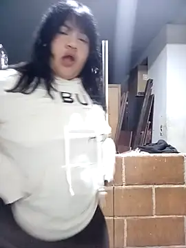 mia jason online show from December 21, 2025, 5:03 am