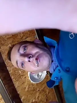 Snapshot of sqdxxx chatting on December 1, 2025, 9:31 pm sqdxxx online show from December 1, 2025, 9:31 pm