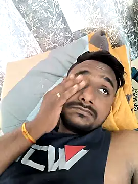 Snapshot of aryaaap chatting on December 4, 2025, 6:01 am aryaaap online show from December 4, 2025, 6:01 am