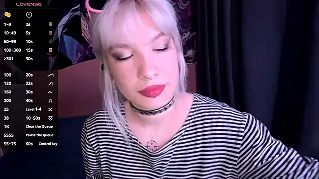 Snapshot of LolaDollyMur chatting on November 23, 2025, 8:08 pm LolaDollyMur online show from November 23, 2025, 8:08 pm