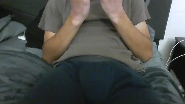 latinman7944 online show from March 23, 2026, 6:17 am