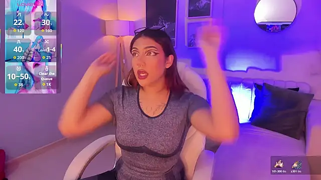 Snapshot of Raven_Curly chatting on December 14, 2025, 4:40 am Raven Curly online show from December 14, 2025, 4:40 am