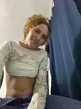 Snapshot of Labby18 chatting on November 26, 2025, 4:24 am Labby18 online show from November 26, 2025, 4:24 am