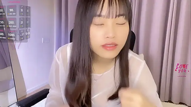 Snapshot of GD-girl001 chatting on December 14, 2025, 4:01 pm GD-girl001 online show from December 14, 2025, 4:01 pm