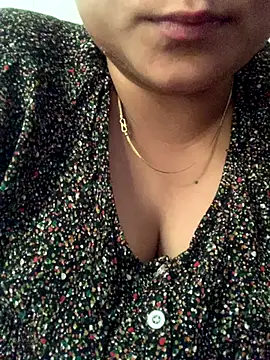 hotladki5 online show from December 3, 2025, 9:07 am