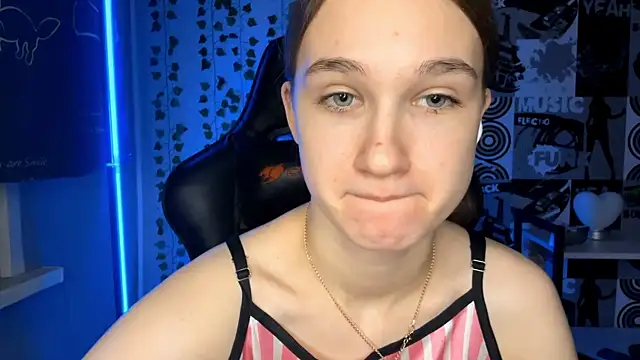 helgicuteness online show from February 22, 2026, 3:21 pm