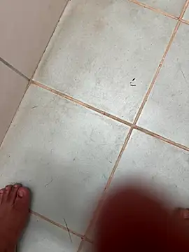 cumm boyyy online show from November 30, 2025, 4:05 am