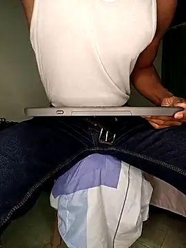 Snapshot of man_black_hot24 chatting on January 17, 2026, 1:54 am man black hot24 online show from January 17, 2026, 1:54 am