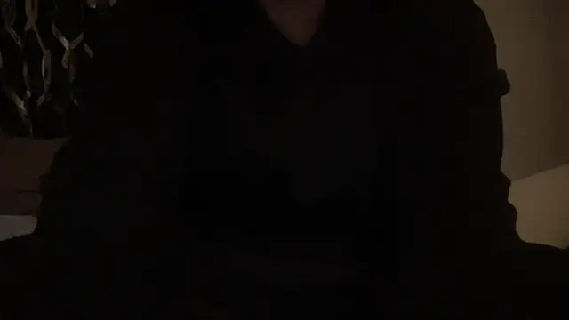 Snapshot of ELpatronn94 chatting on December 4, 2025, 9:45 pm ELpatronn94 online show from December 4, 2025, 9:45 pm