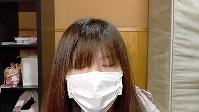 Snapshot of _NATSUMI chatting on November 28, 2025, 2:09 pm NATSUMI online show from November 28, 2025, 2:09 pm