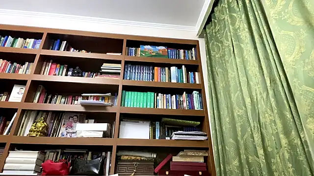 LinaClous online show from January 15, 2026, 1:26 pm