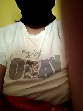 Snapshot of Era_90 chatting on December 5, 2025, 2:25 pm Era 90 online show from December 5, 2025, 2:25 pm