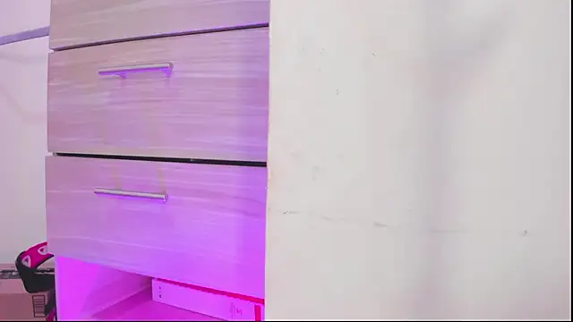 Snapshot of Miss_JulietaShadow chatting on December 1, 2025, 8:25 pm Miss JulietaShadow online show from December 1, 2025, 8:25 pm