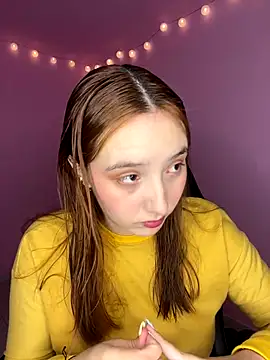 Snapshot of Davne_ chatting on December 17, 2025, 10:49 pm Davne online show from December 17, 2025, 10:49 pm