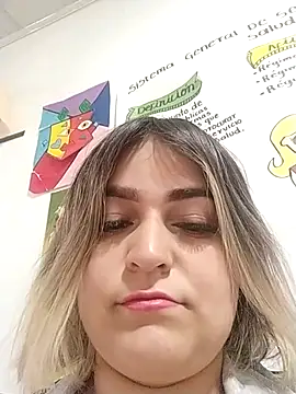 sexy aurora ourdoors online show from December 5, 2025, 9:00 pm