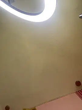 MaddieHunter online show from January 9, 2026, 1:03 pm