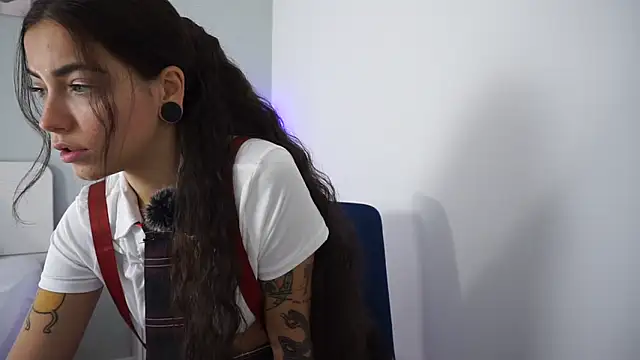 Snapshot of LianixLoverx chatting on November 27, 2025, 12:46 am LianixLoverx online show from November 27, 2025, 12:46 am