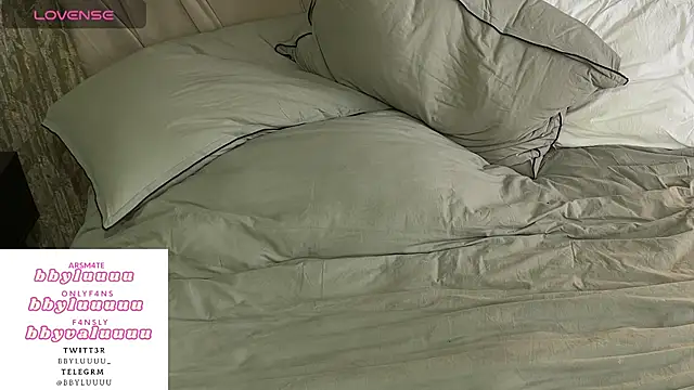 bbyluuuuu online show from December 21, 2025, 10:39 pm