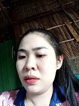 Snapshot of Lin-kute98 chatting on February 2, 2026, 1:26 am Lin-kute98 online show from February 2, 2026, 1:26 am