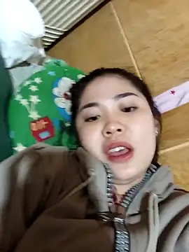 Snapshot of Lin-kute98 chatting on February 10, 2026, 6:06 am Lin-kute98 online show from February 10, 2026, 6:06 am