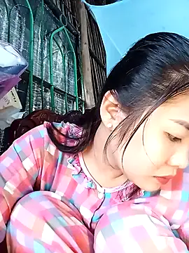 Snapshot of Lin-kute98 chatting on February 12, 2026, 12:05 am Lin-kute98 online show from February 12, 2026, 12:05 am