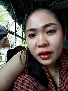Snapshot of Lin-kute98 chatting on February 15, 2026, 1:24 am Lin-kute98 online show from February 15, 2026, 1:24 am