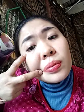 Snapshot of Lin-kute98 chatting on March 15, 2026, 2:06 am Lin-kute98 online show from March 15, 2026, 2:06 am