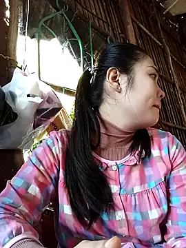 Snapshot of Lin-kute98 chatting on March 28, 2026, 12:10 am Lin-kute98 online show from March 28, 2026, 12:10 am