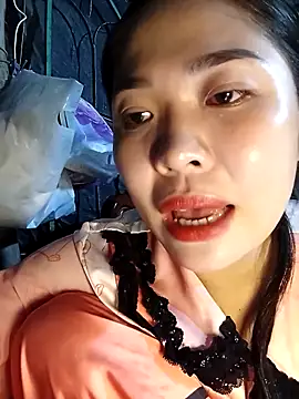 Snapshot of Lin-kute98 chatting on April 24, 2026, 2:41 pm Lin-kute98 online show from April 24, 2026, 2:41 pm