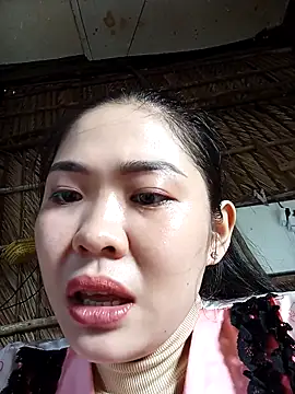 Snapshot of Lin-kute98 chatting on May 3, 2026, 1:11 am Lin-kute98 online show from May 3, 2026, 1:11 am