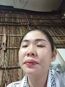Snapshot of Lin-kute98 chatting on May 28, 2026, 11:13 pm Lin-kute98 online show from May 28, 2026, 11:13 pm