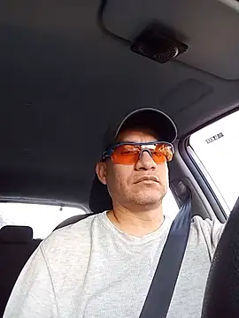 Snapshot of ChrisFloresP chatting on November 29, 2025, 1:58 pm ChrisFloresP online show from November 29, 2025, 1:58 pm