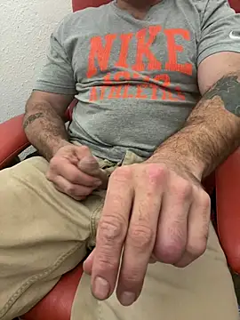 2addictivelyhorny online show from February 8, 2026, 9:34 am