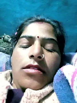 Bady doll34 online show from January 11, 2026, 10:48 pm