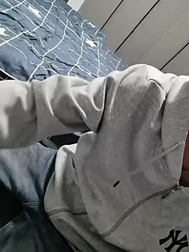 Snapshot of micai_fengbei chatting on November 30, 2025, 12:20 pm micai fengbei online show from November 30, 2025, 12:20 pm