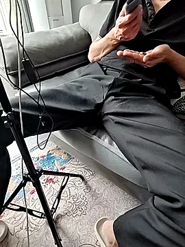 micai fengbei online show from March 1, 2026, 6:26 am