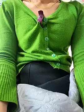 Snapshot of LianLaz chatting on November 24, 2025, 8:14 am LianLaz online show from November 24, 2025, 8:14 am