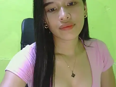 Snapshot of wet_princess69x chatting on November 27, 2025, 1:35 pm wet princess69x online show from November 27, 2025, 1:35 pm