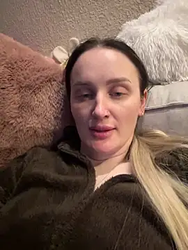 TomilaSi online show from December 17, 2025, 1:00 am