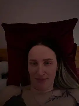 TomilaSi online show from December 18, 2025, 11:33 pm