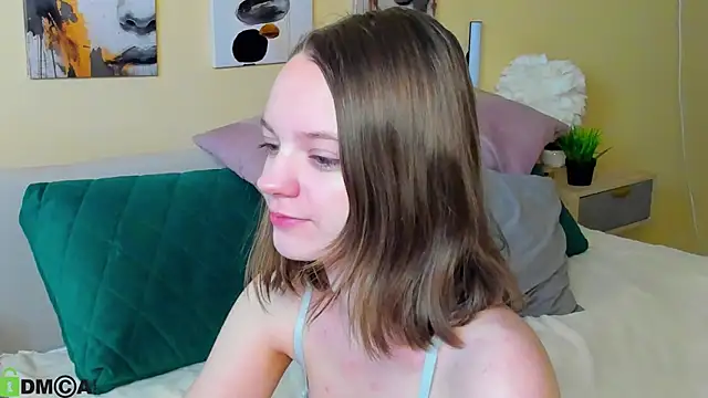 Olivia Riesz online show from March 28, 2026, 1:16 am