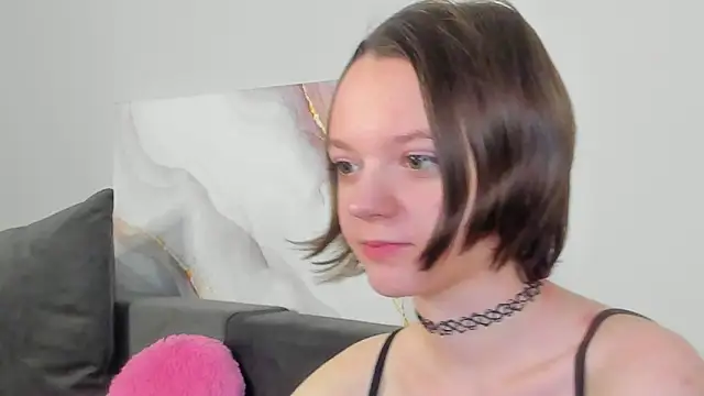 Olivia Riesz online show from June 3, 2026, 1:08 am