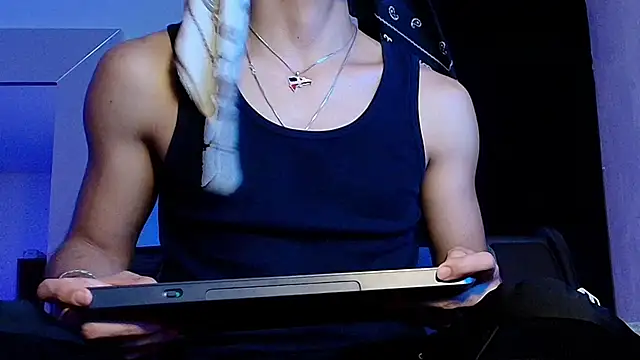 Snapshot of Da_usma00 chatting on December 16, 2025, 4:06 am Da usma00 online show from December 16, 2025, 4:06 am