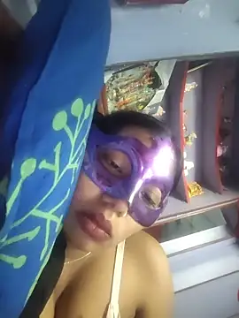 aarti03fb online show from April 11, 2026, 7:45 am